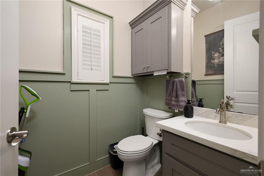 Photo 8 of 2110 Thacker Lane