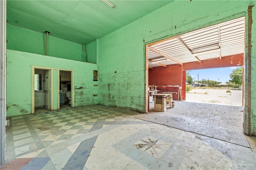 Photo 16 of 1326 Alton Boulevard
