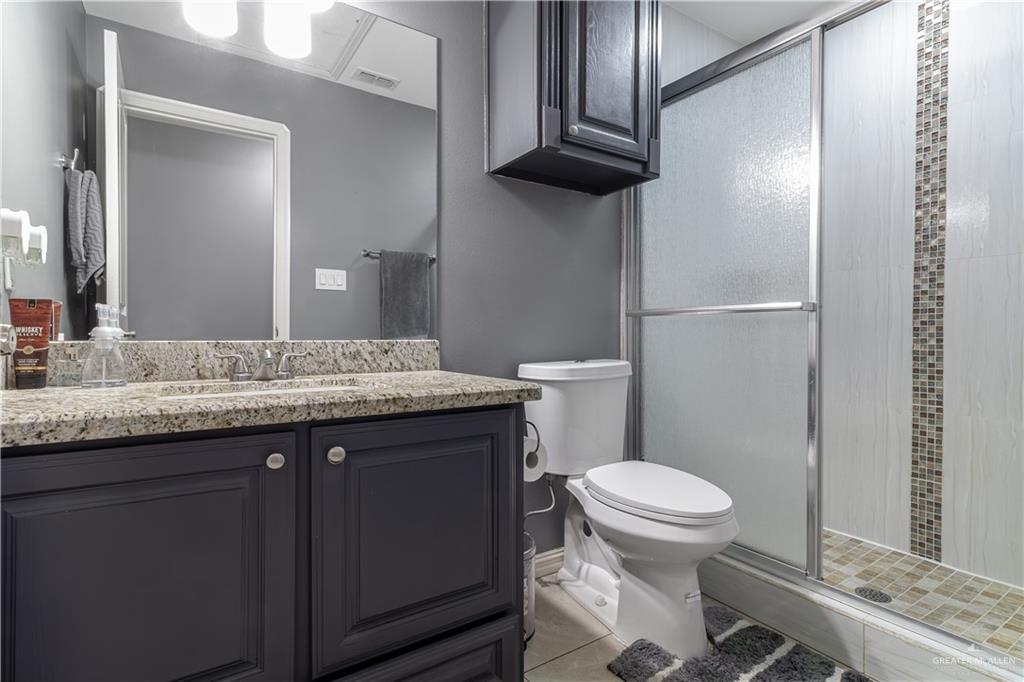 Photo 6 of 2333 Ruby Street