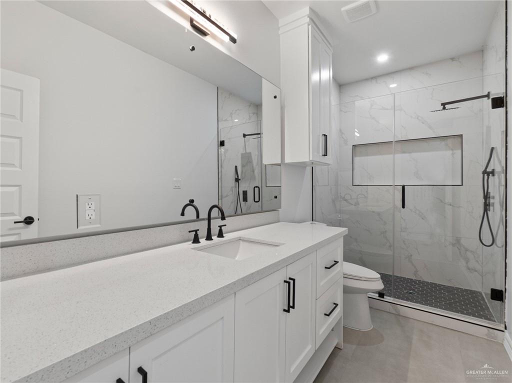 Photo 31 of 526 Oriole Drive