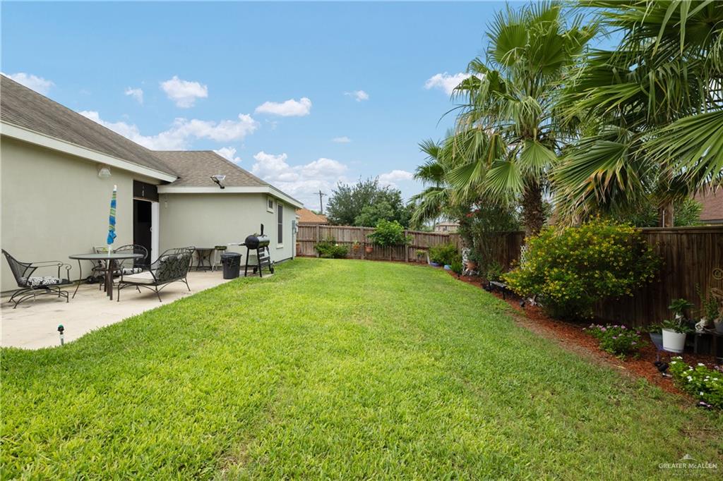 Photo 14 of 1407 Combes Avenue
