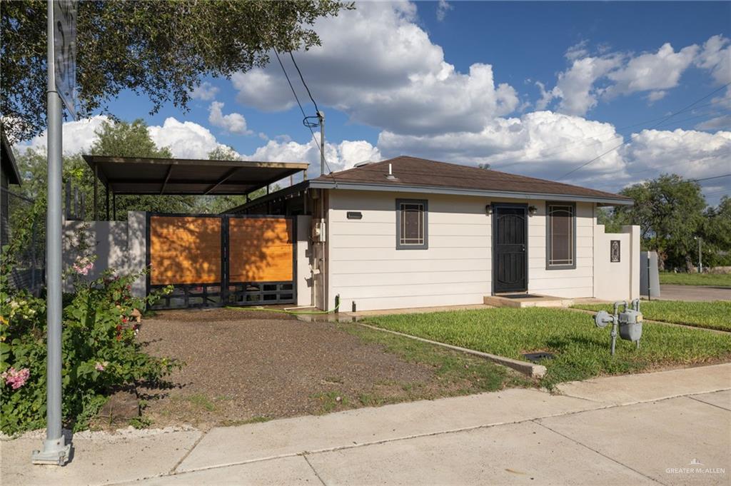 Photo 3 of 1504 Garcia Street
