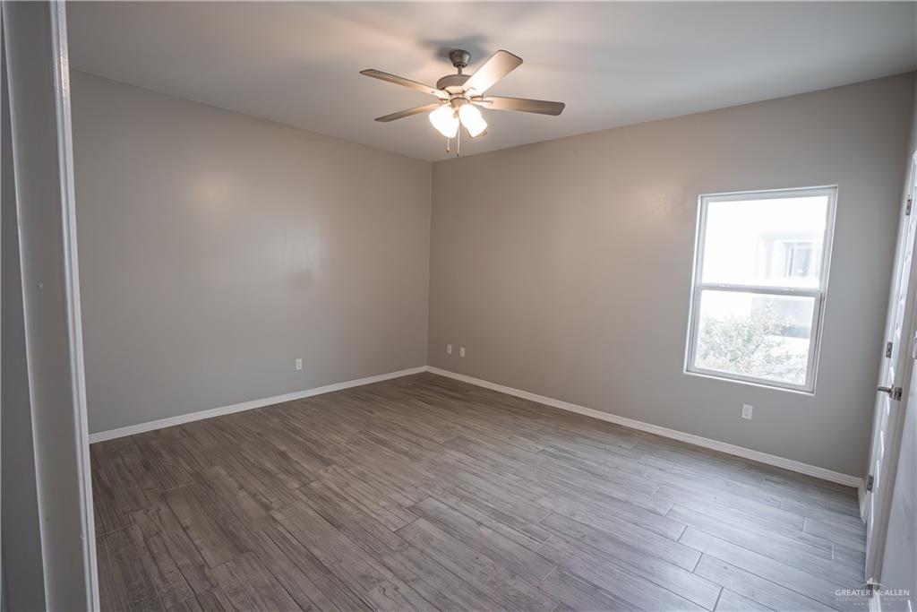 Photo 9 of 2108 Stauffer Street #3