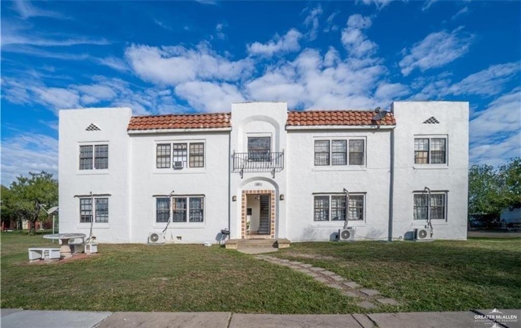Photo 1 of 284 Corona Cresent Street, San Benito