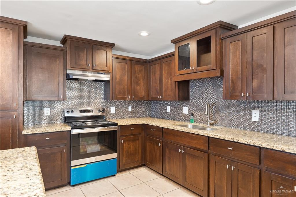 Photo 6 of 2716 27th Lane