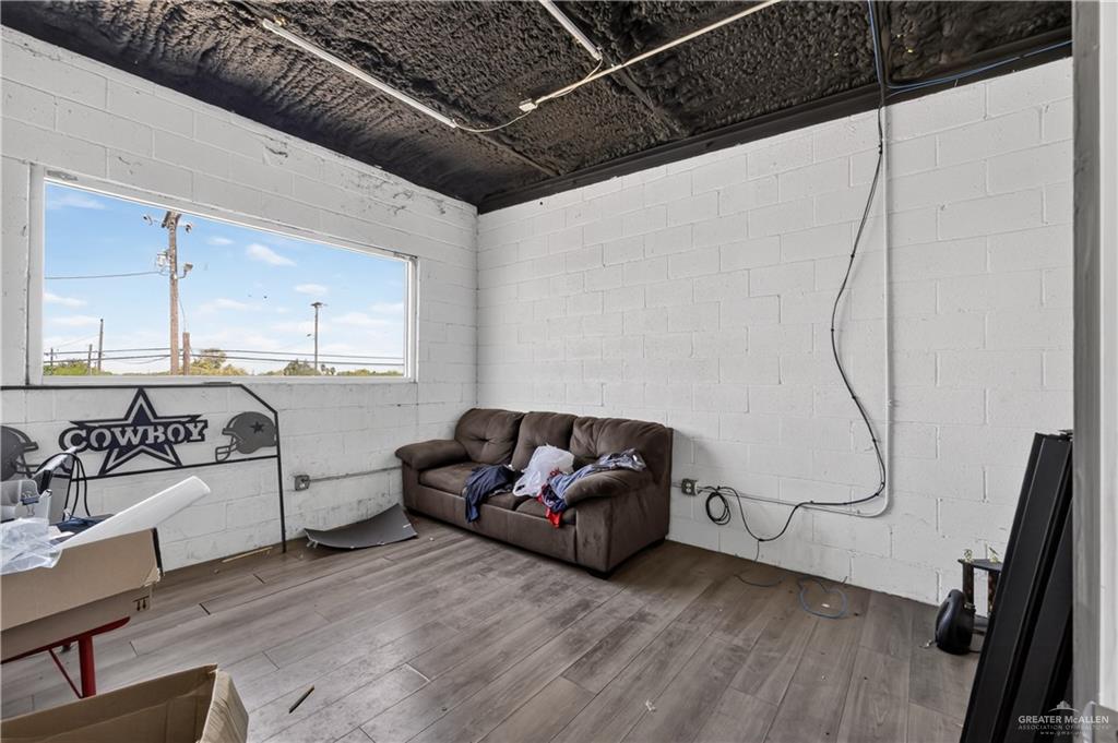 Photo 12 of 7521 Cage Boulevard