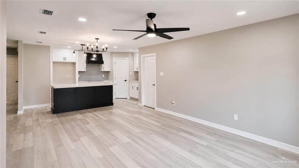 Photo 5 of 1110 Lovett Street