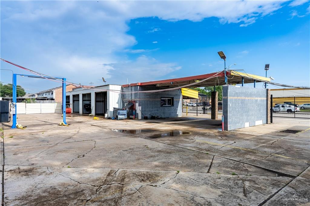 Photo 39 of 11361 Beechnut Street