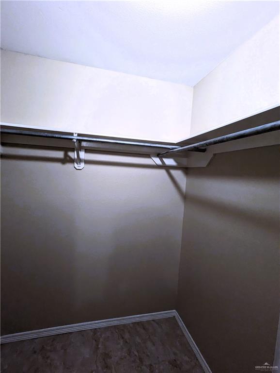 Photo 5 of 1002 Stonegate Drive