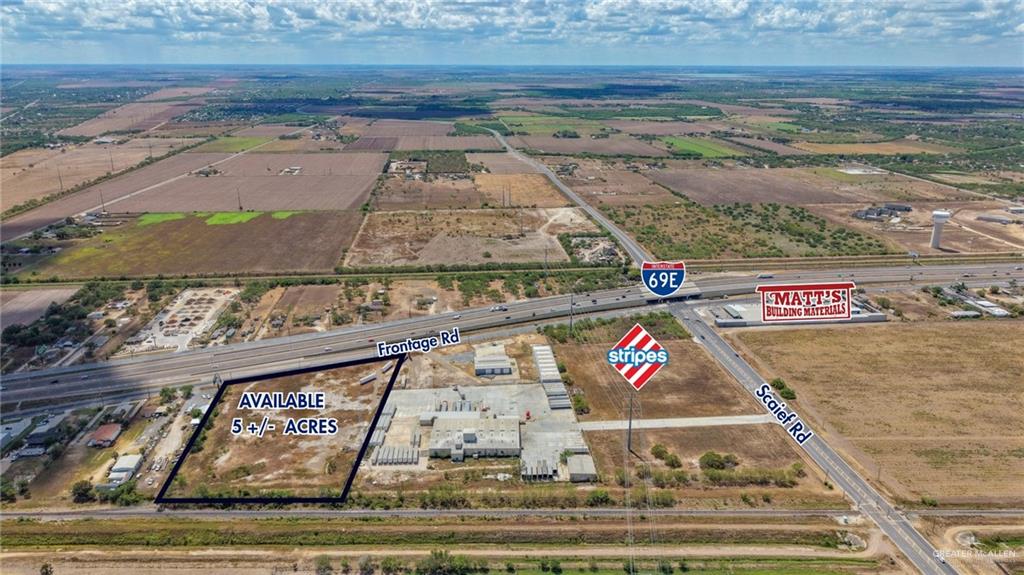 Photo 2 of 1120 Expressway 77