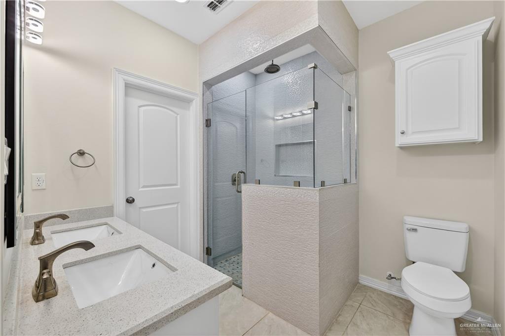 Photo 17 of 3301 Barkley Street