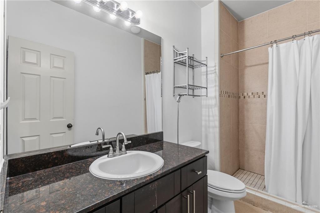 Photo 22 of 813 Travis Street #413