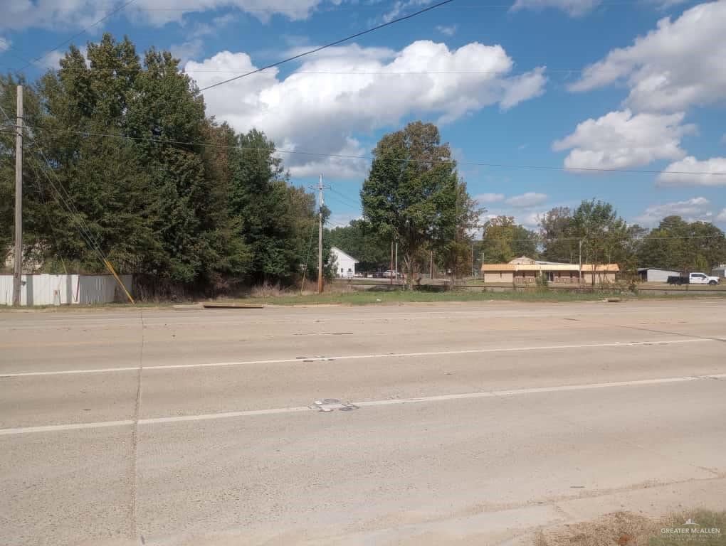 Photo 3 of 2500 7th Street