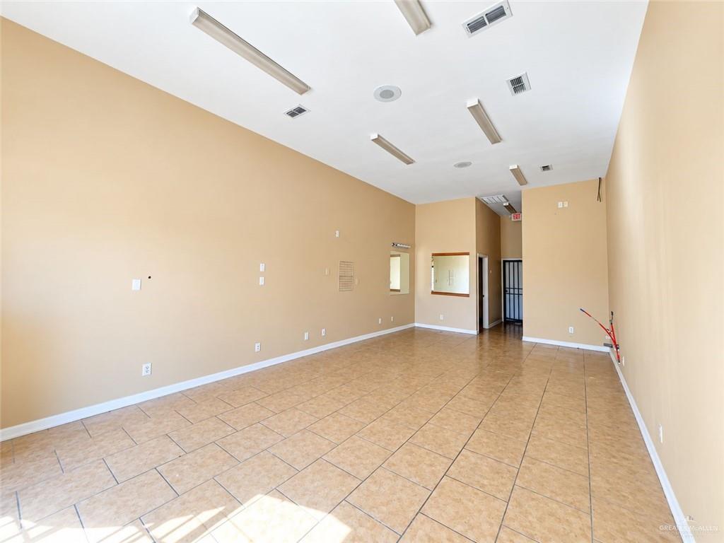 Photo 5 of 1205 Expressway 83 #B