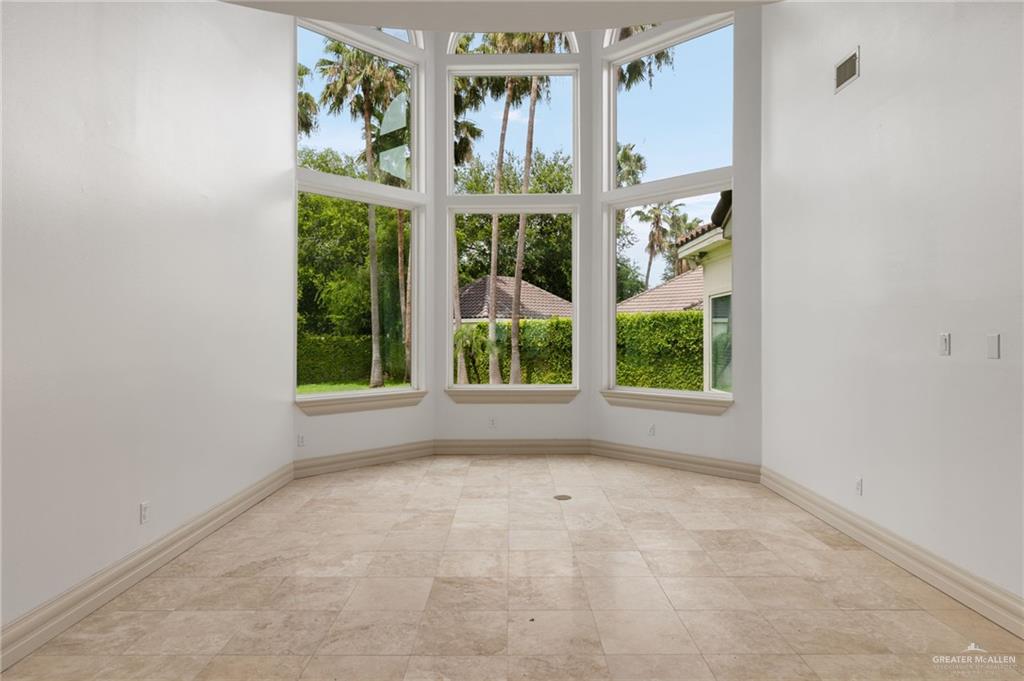 Photo 5 of 1615 Palazzo Drive