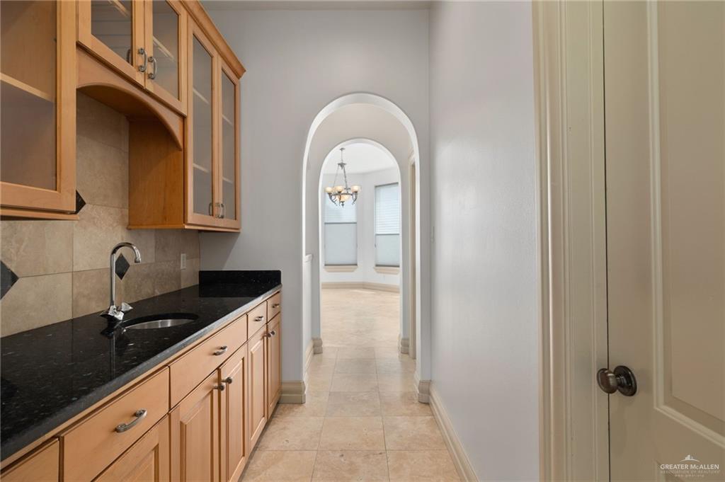Photo 7 of 1615 Palazzo Drive