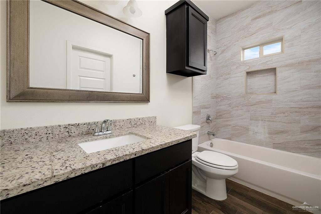 Photo 9 of 511 Downing Avenue #1