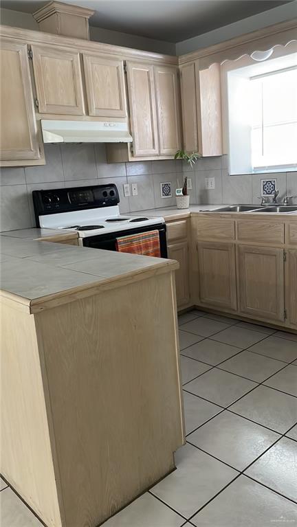 Photo 5 of 3702 Zelma Street