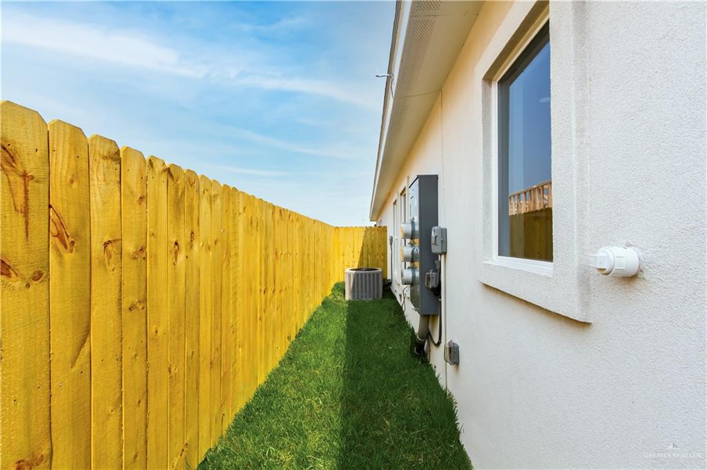 Photo 13 of 1313 Aryana Avenue
