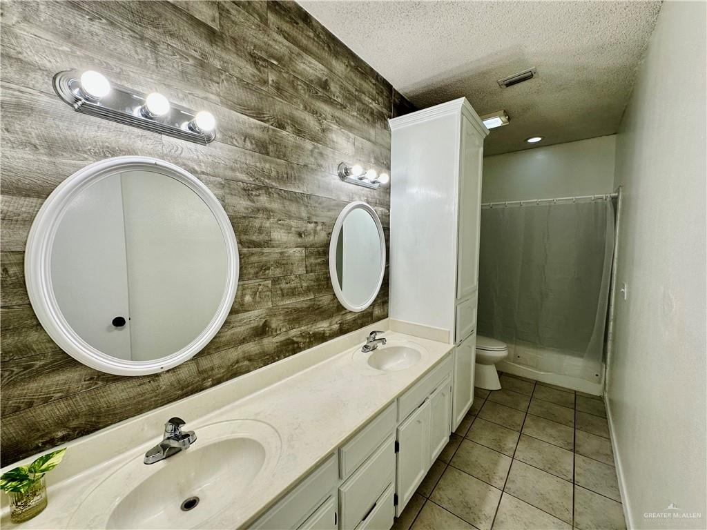Photo 25 of 2410 28th Street