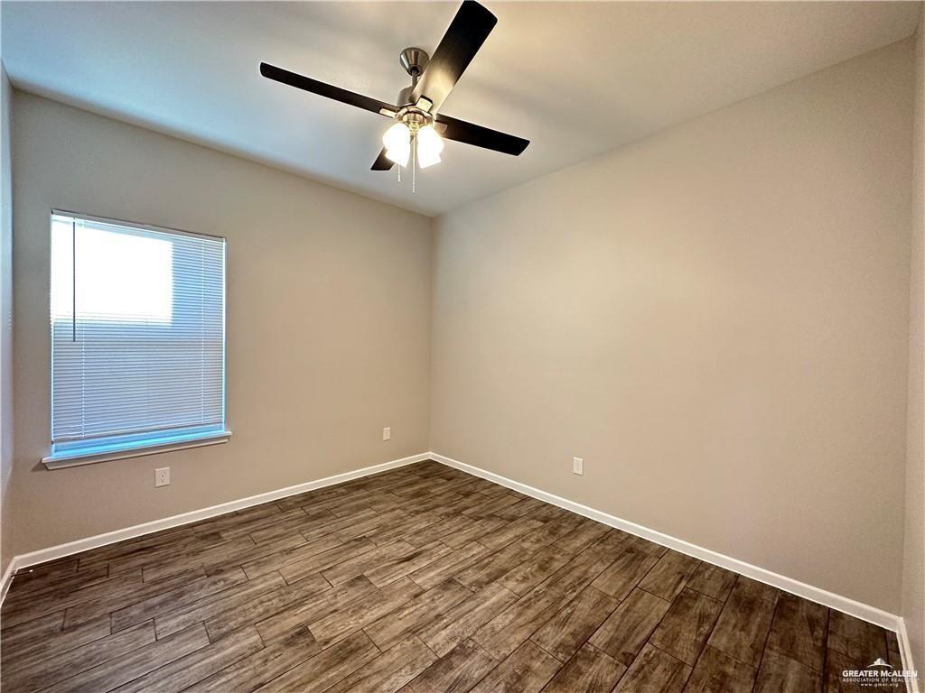 Photo 16 of 810 Starr Street