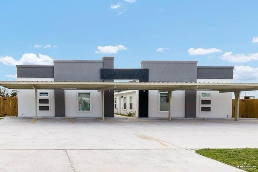 Photo 1 of 100 Lauryn Drive, San Juan