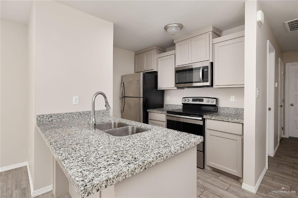 Photo 4 of 1105 Kennedy Street #24