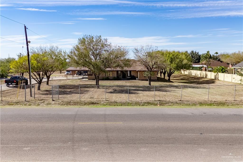 Photo 18 of 1319 Bentsen Palm Drive