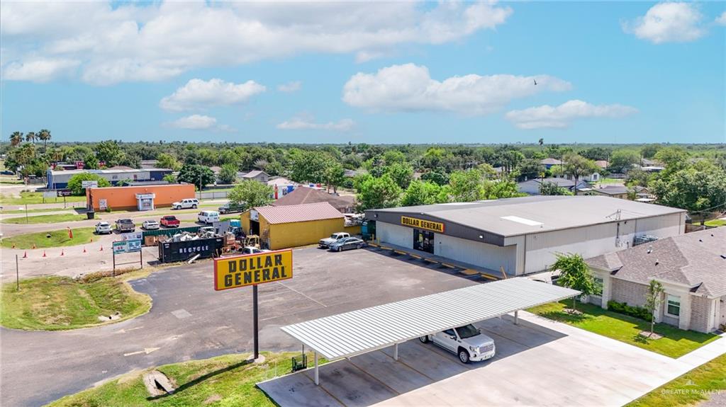 Photo 2 of 622 Alton Boulevard