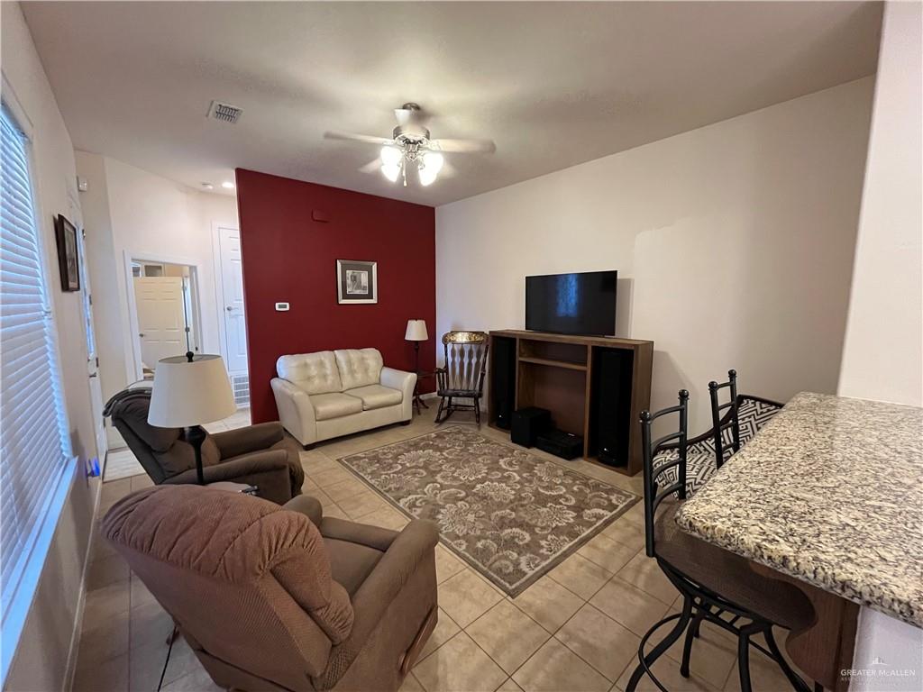 Photo 3 of 2107 Kingfisher Lane