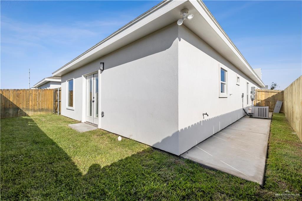 Photo 19 of 1301 Aryana Avenue