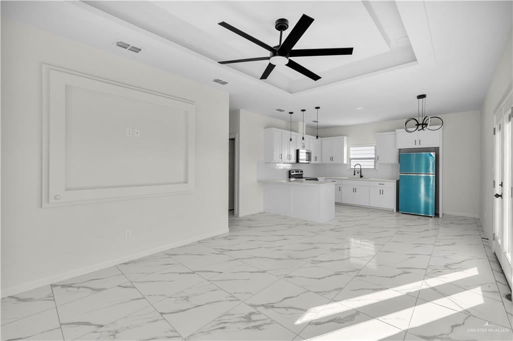 Photo 4 of 1301 Aryana Avenue