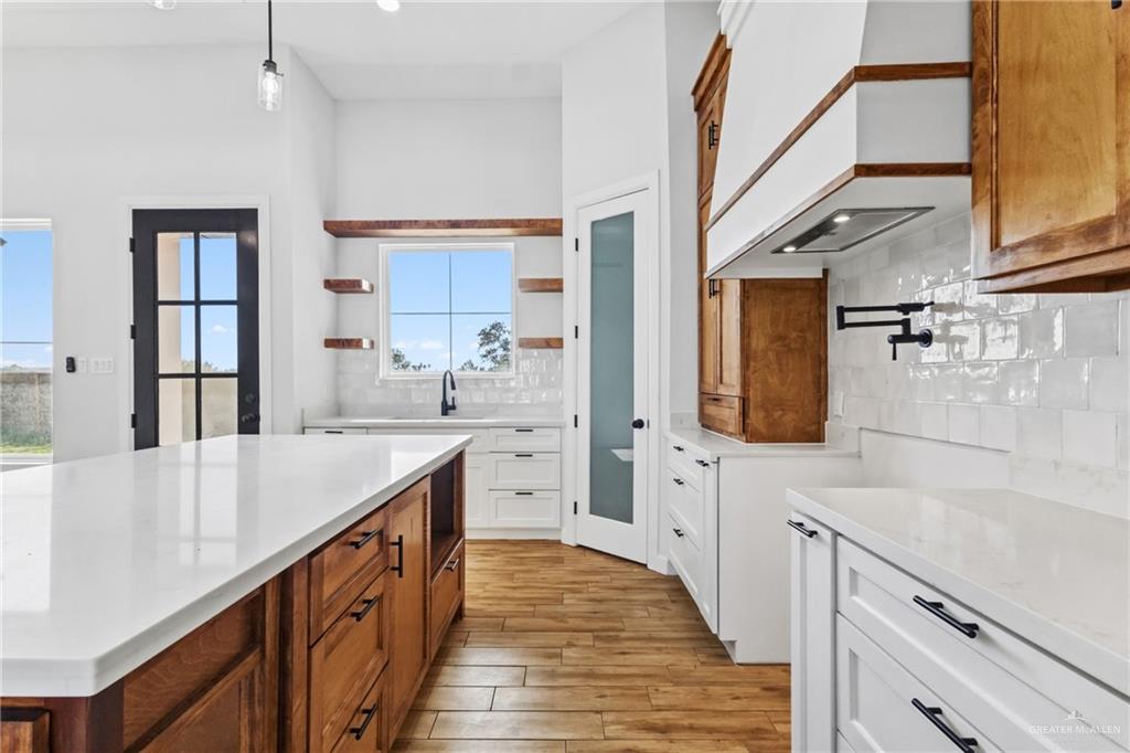 Photo 6 of 1816 Diplomat Drive