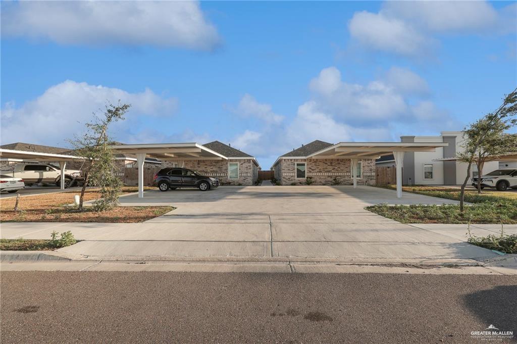 Photo 1 of 1013 Mahala Avenue, Alton