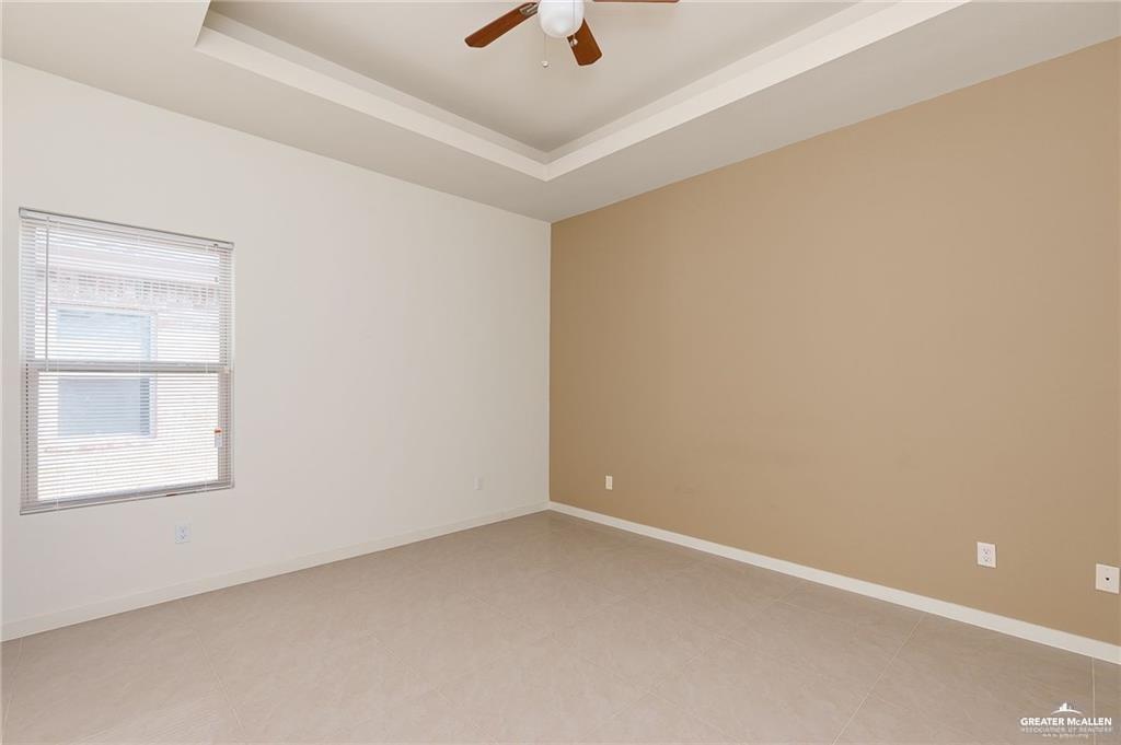 Photo 13 of 2705 Franklin Avenue