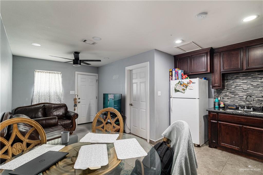 Photo 13 of 905 6th Avenue
