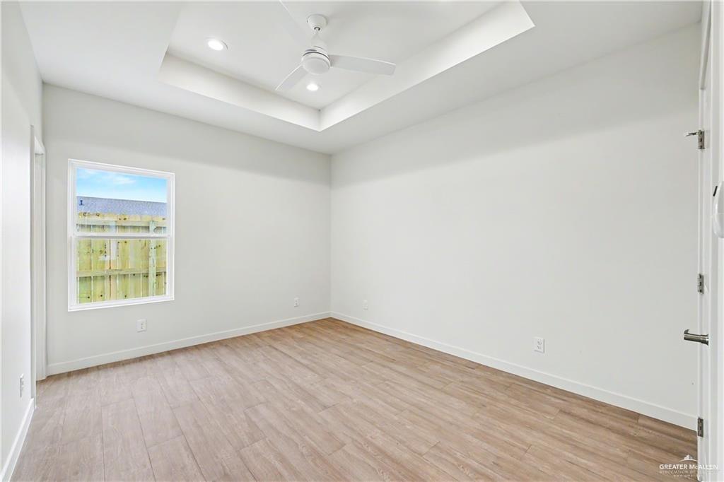 Photo 11 of 5800 Ozark Avenue #2