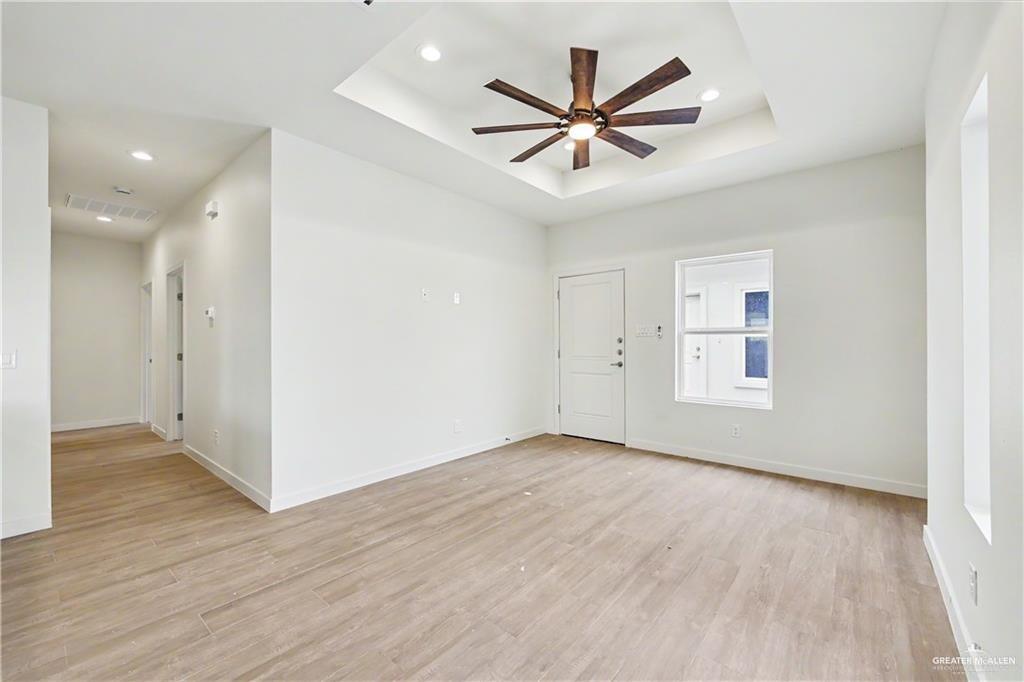 Photo 7 of 5800 Ozark Avenue #2