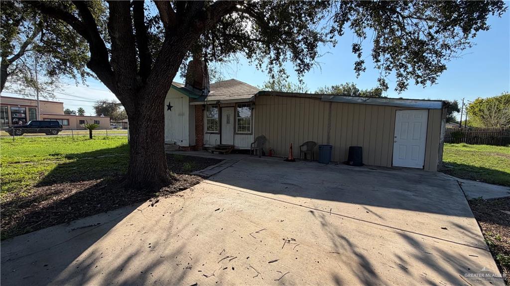 Single Family home at 123 4th Street, Donna, Texas