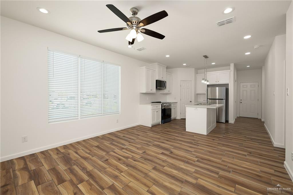Photo 5 of 2104 San Andrea Street #1