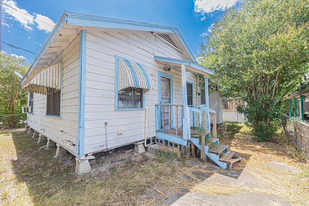 Photo 22 of 1901 Teege Avenue