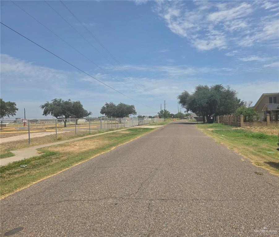 Photo 4 of 506 Tierra Linda Boulevard