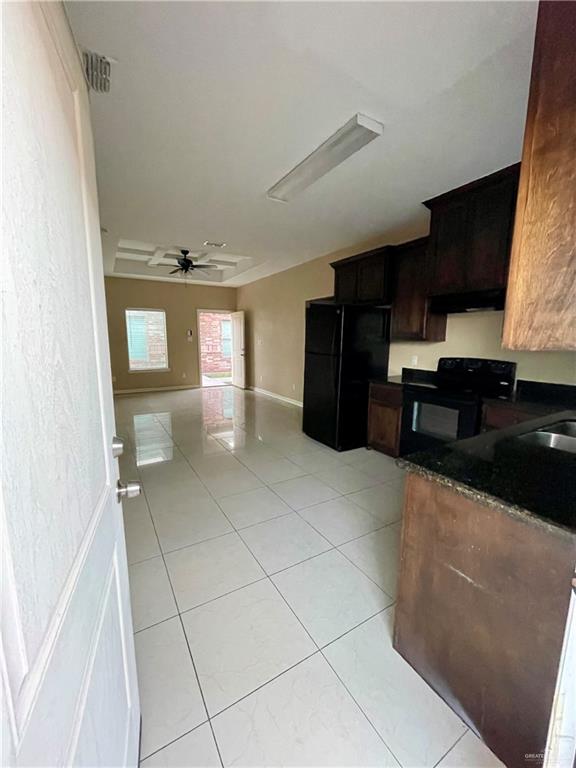 Photo 3 of 2605 Franklin Avenue #4