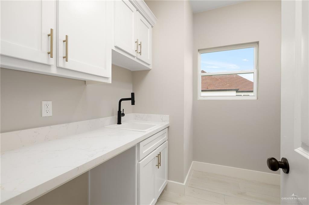 Photo 16 of 2304 Gaytan Avenue