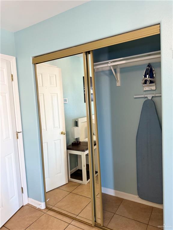 Photo 10 of 120 Huisache Street #B