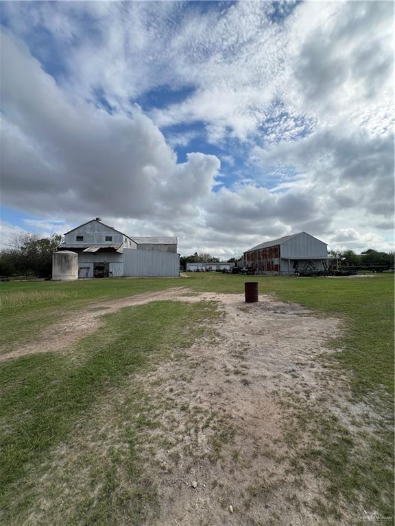 Photo 1 of 25286 1st Street, Monte Alto