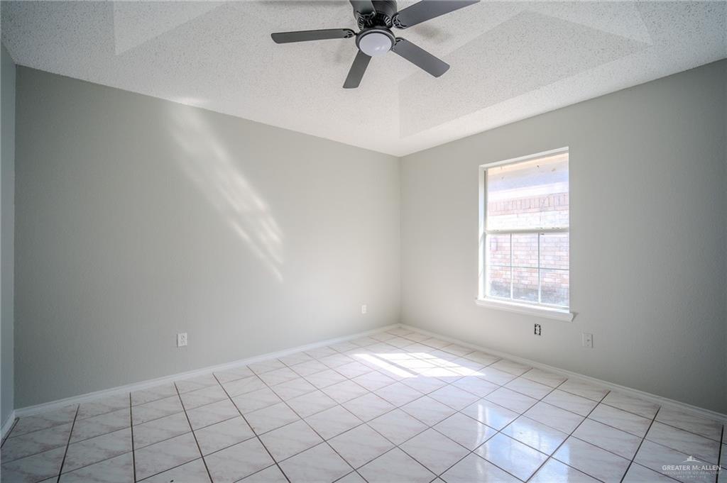 Photo 8 of 2913 Whitewing Avenue