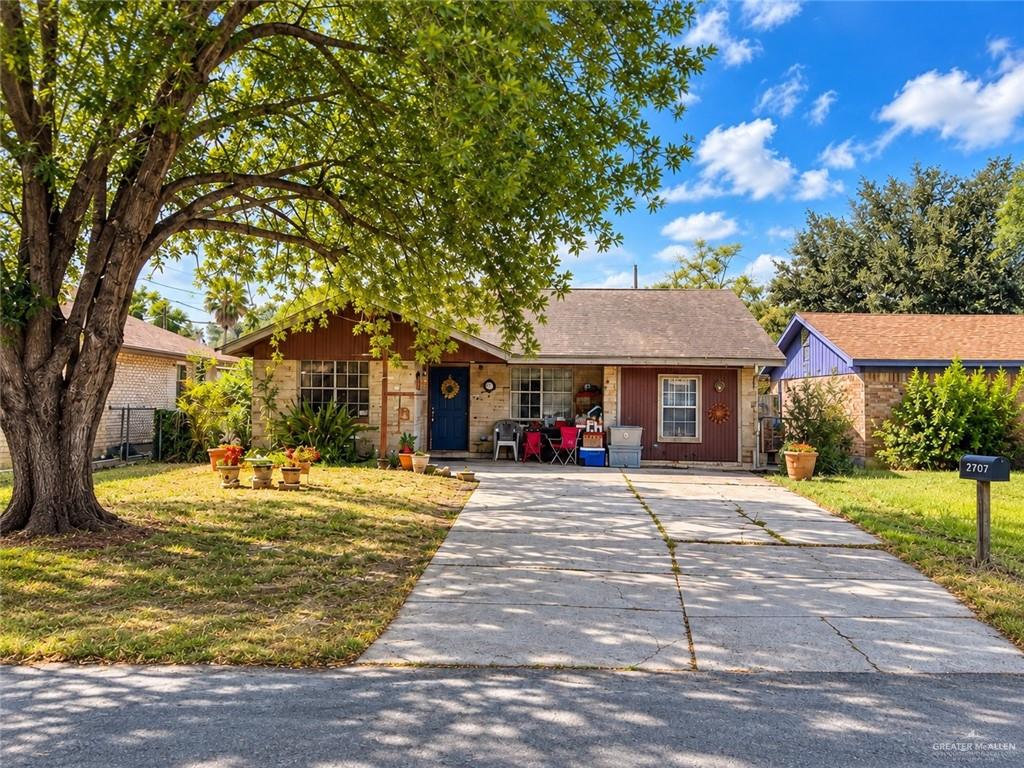 Photo 1 of 1015 Alta Vista Drive, Alamo