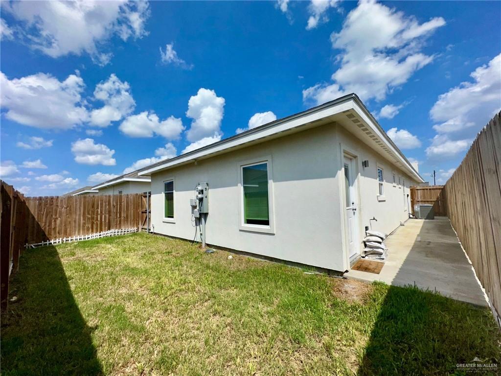 Photo 8 of 3312 Mia Street #4