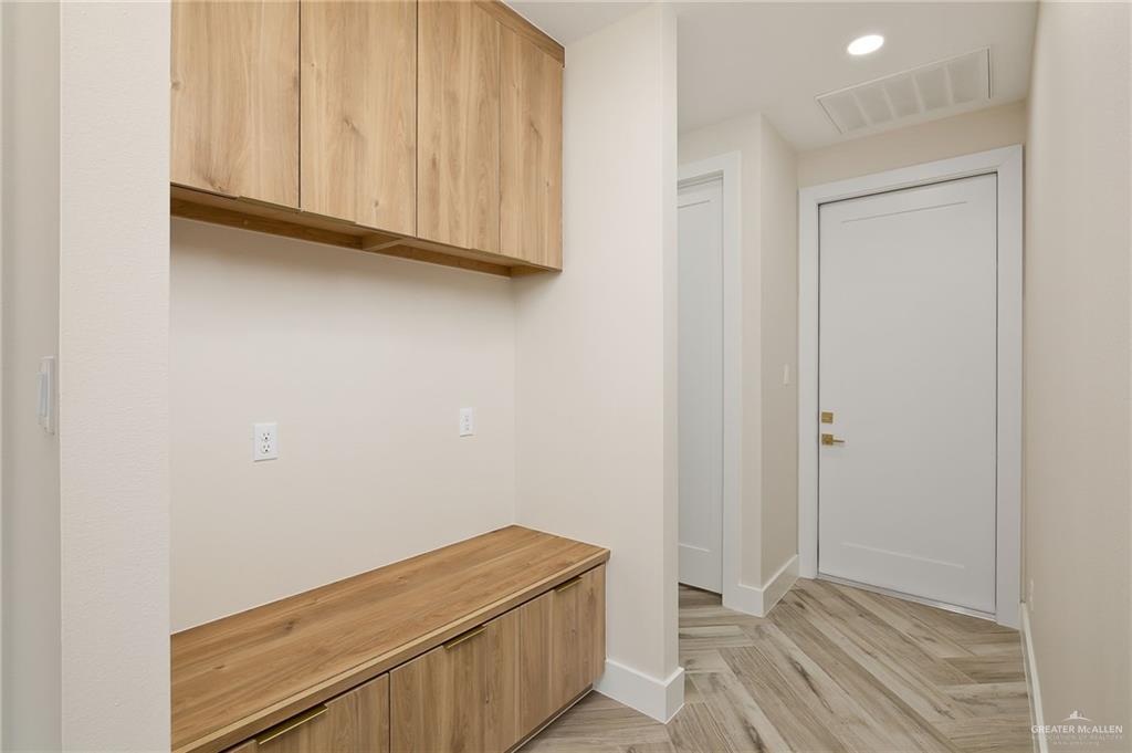 Photo 24 of 1115 Post Oak Street